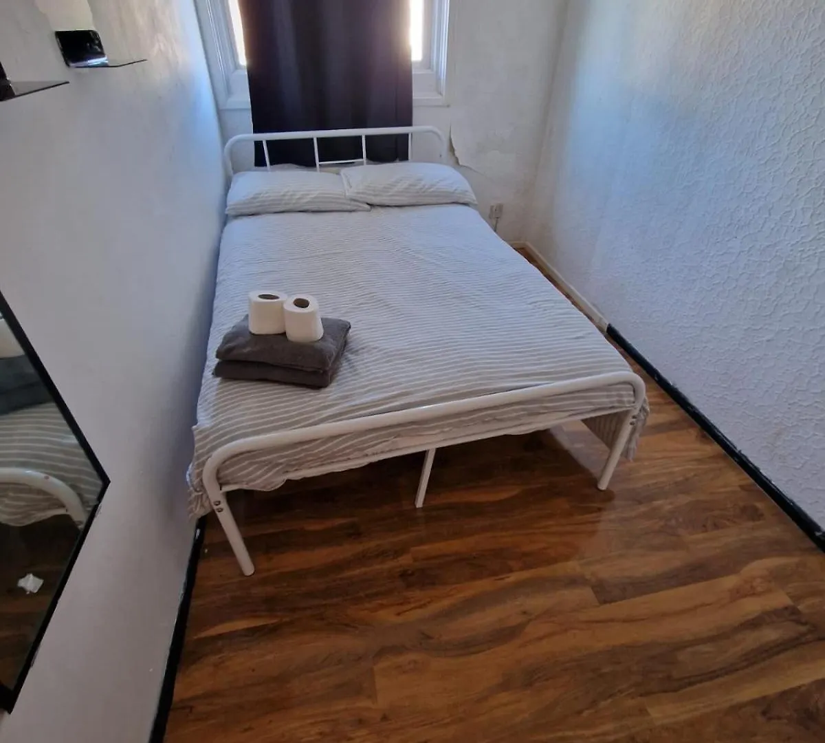 Cosy Rooms In London 0*,